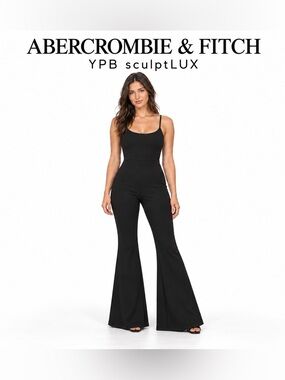 NWT Abercrombie & Fitch Curve Love SculptLUX Flare Jumpsuit Small